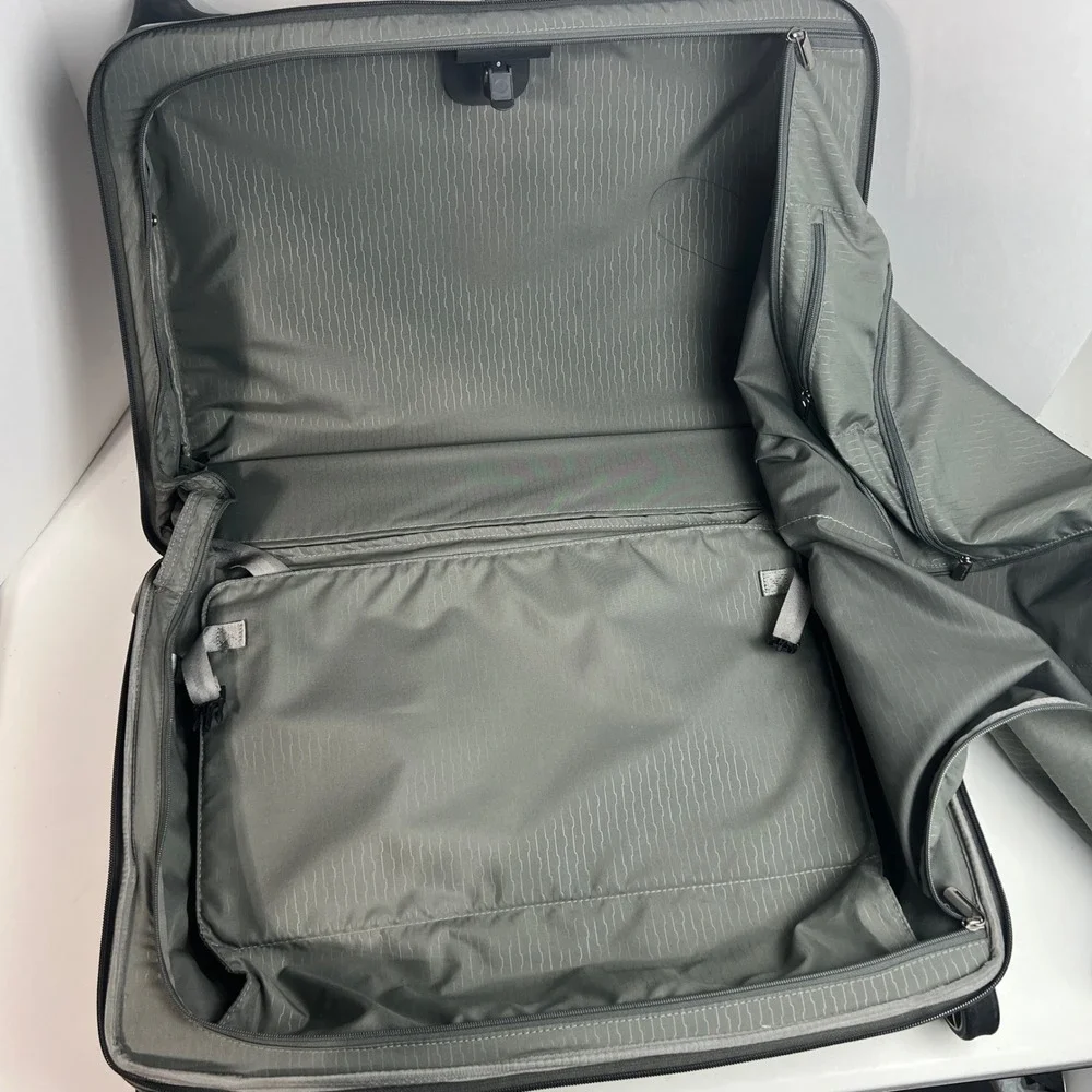 Tumi T-Tech Rolling Garment Bag Grey Ballistic Nylon Suit Carrier 6730MST